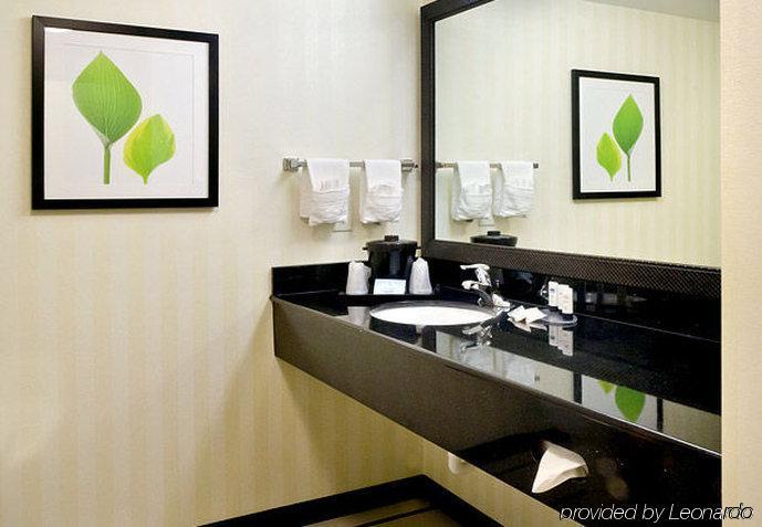 Fairfield & By Marriott Matthews Hotel