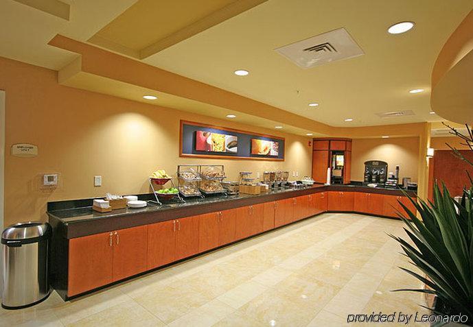 Fairfield & By Marriott Matthews 3* Charlotte