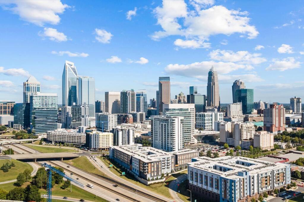 Apartment Charming 1br - Full Kitchen - Uptown Living Charlotte