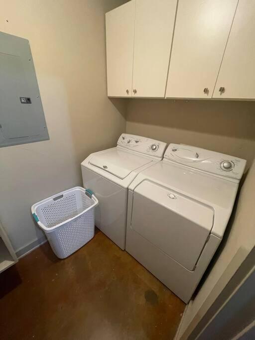 Charming 1br - Full Kitchen - Uptown Living * Charlotte