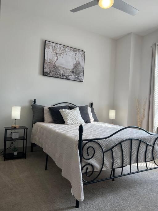 Apartment Spacious Luxury 2 Bedroom-2 Bath In Uptown With Balcony -80