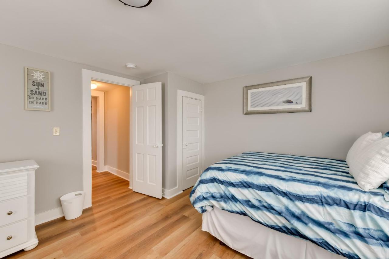 Stunning Retreat About 2 Mi To Center! Holiday home