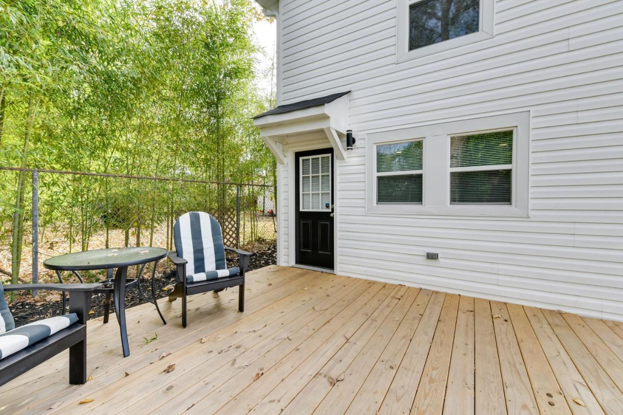 Stunning Retreat About 2 Mi To Center! *