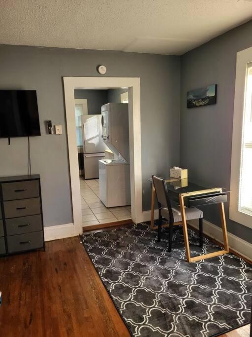 Perfectly Located. Close To Uptown, Noda.. Villa Charlotte