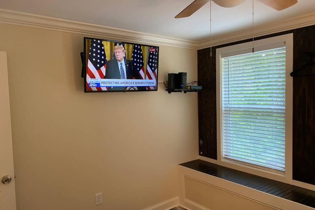 3-bdr Direct Waterfront