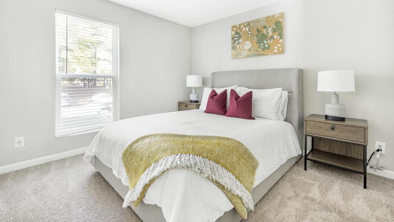 Landing - Modern With Amazing Amenities * Charlotte