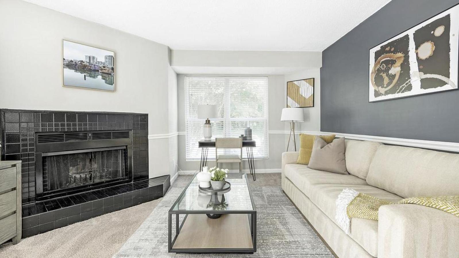 Landing - Modern With Amazing Amenities *