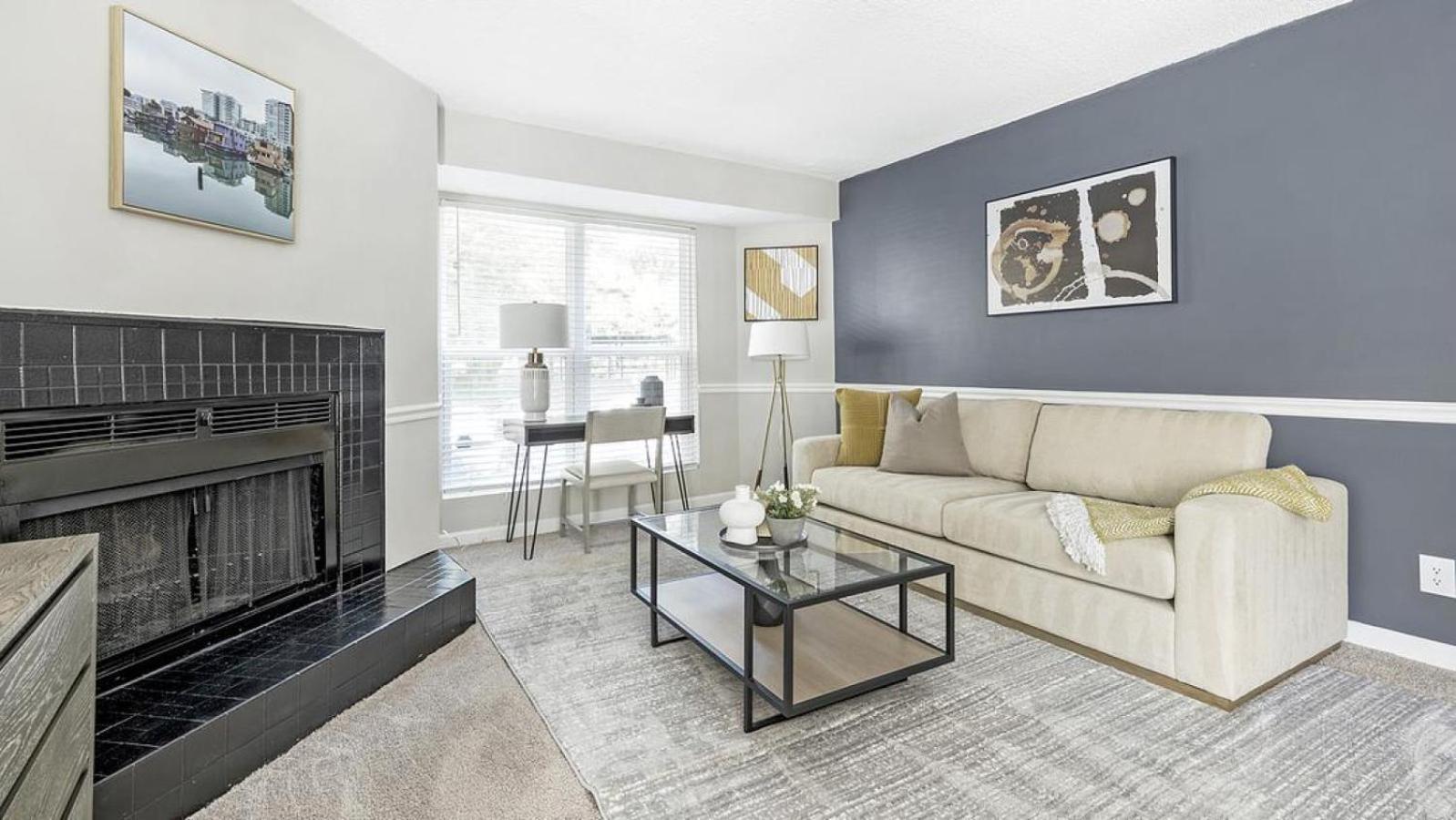 Landing - Modern With Amazing Amenities * Charlotte