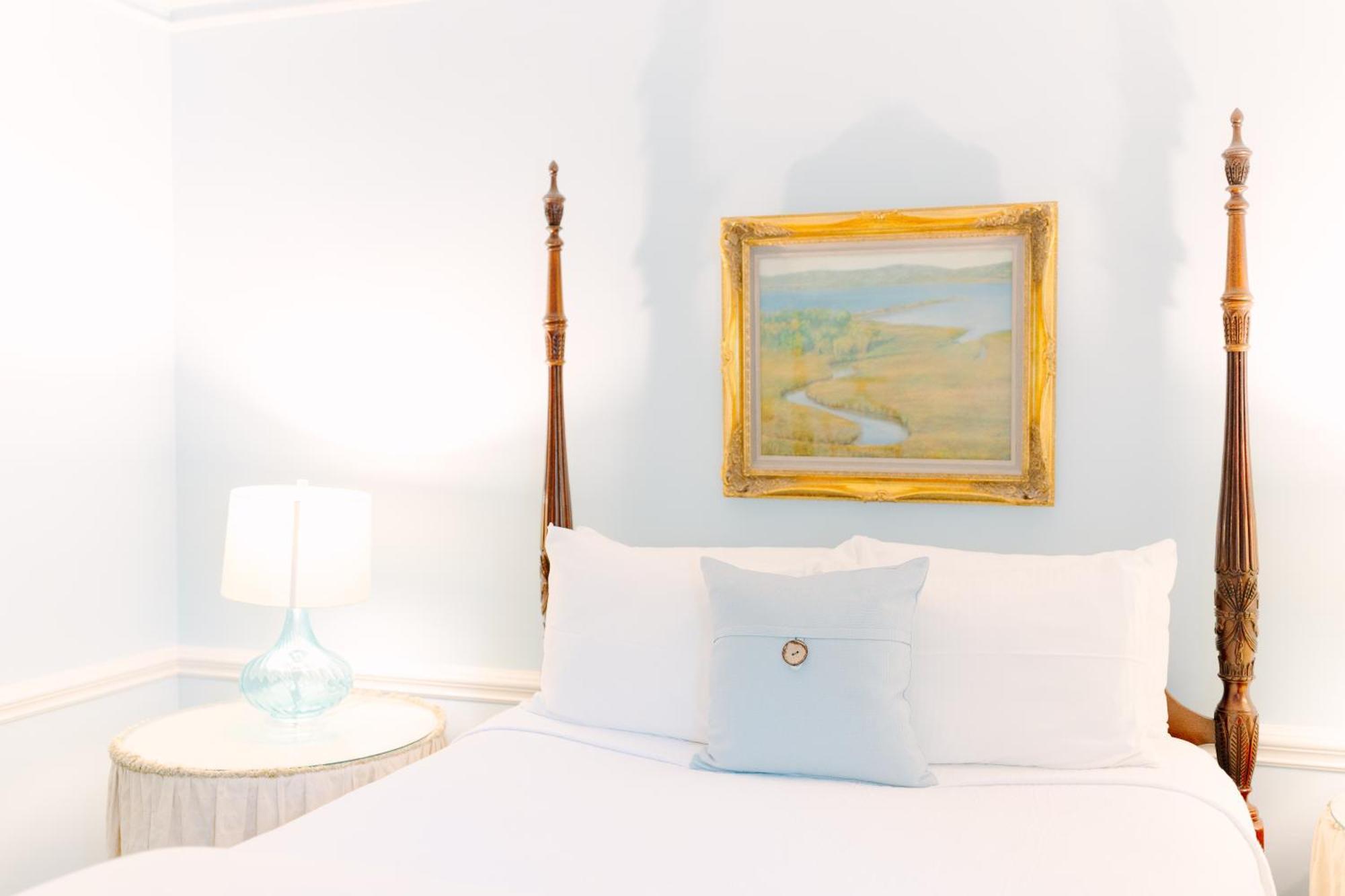 The Morehead 3* Charlotte