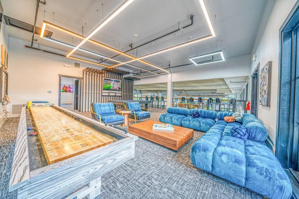 The Royal Escape - Featured On Is Blind S6 Charlotte