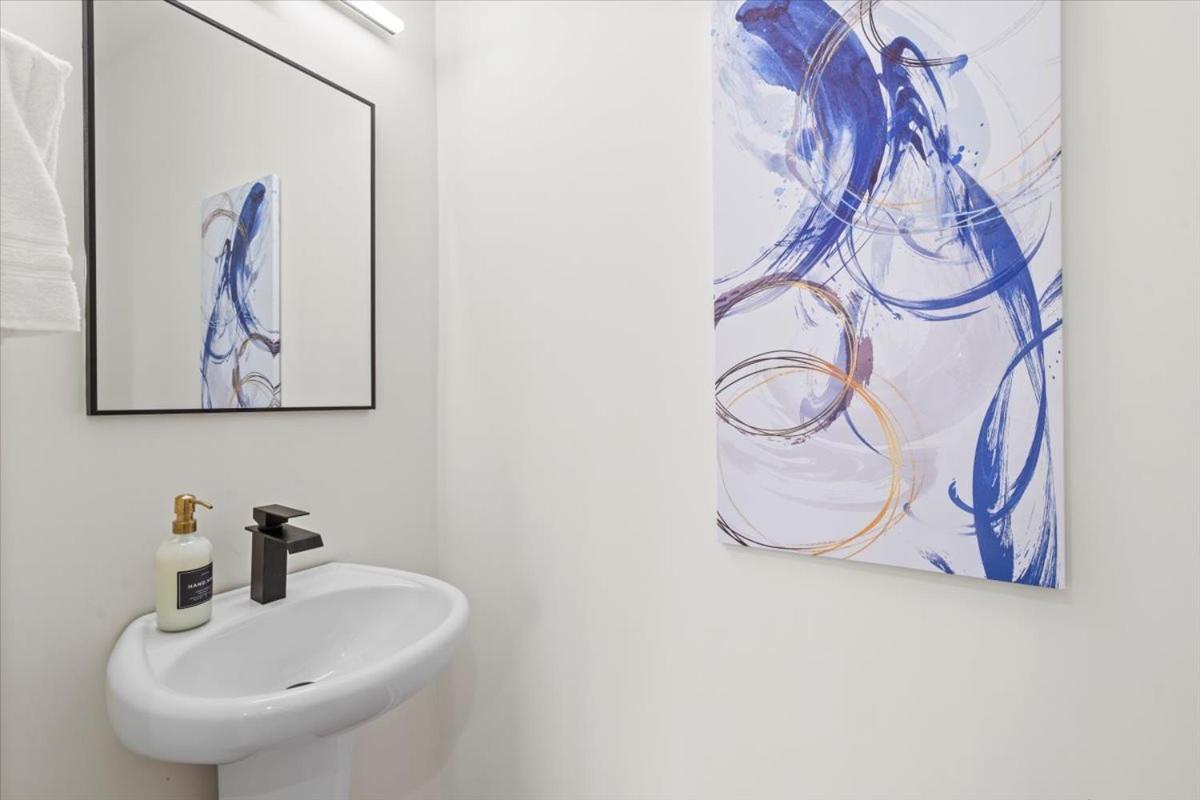 Apartment Elegant 3br3.5ba Modern Townhouse Charlotte