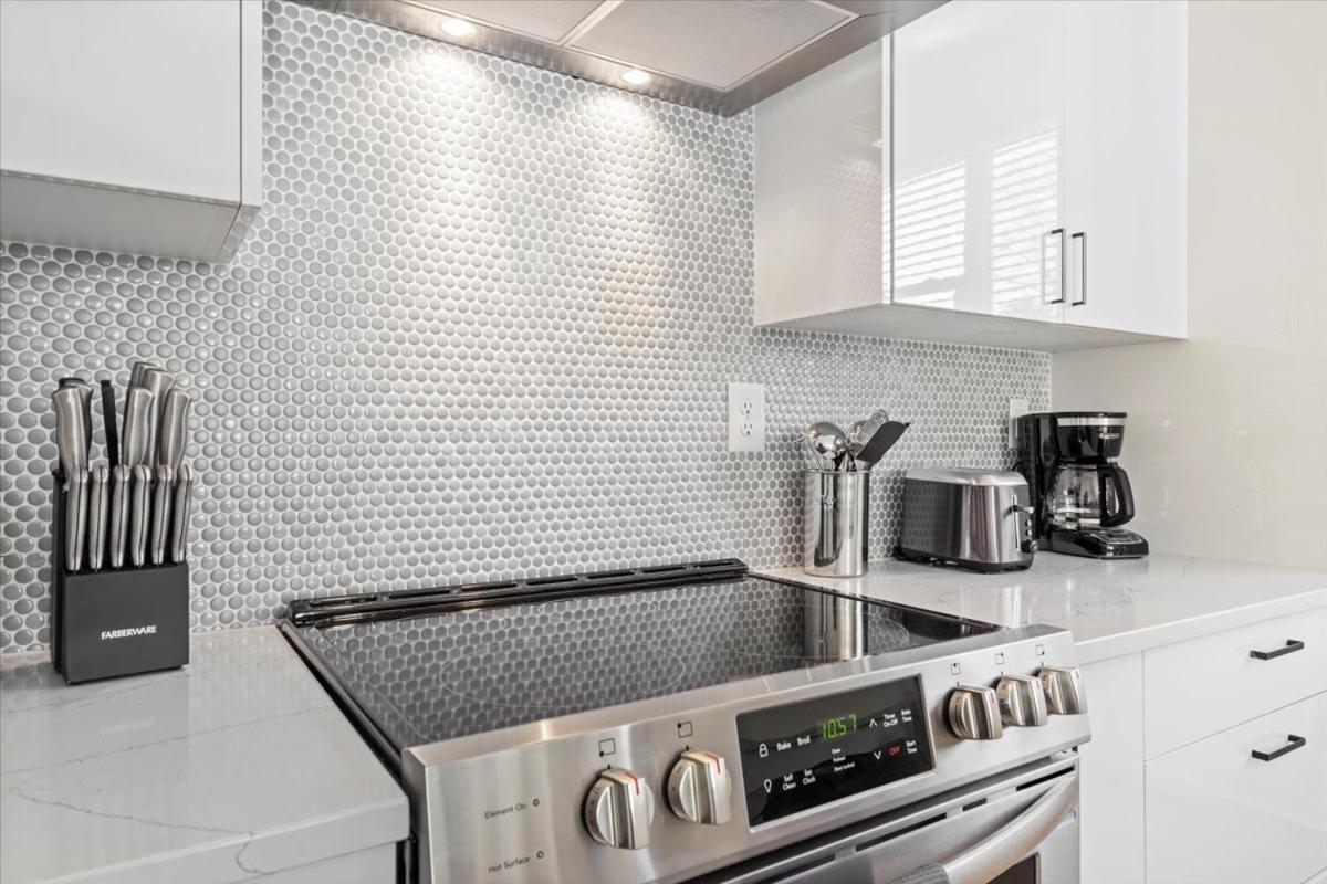 Elegant 3br3.5ba Modern Townhouse Apartment