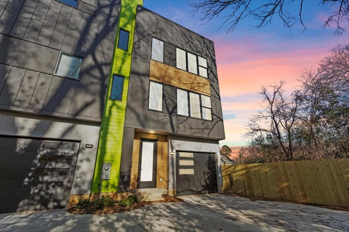 Elegant 3br3.5ba Modern Townhouse