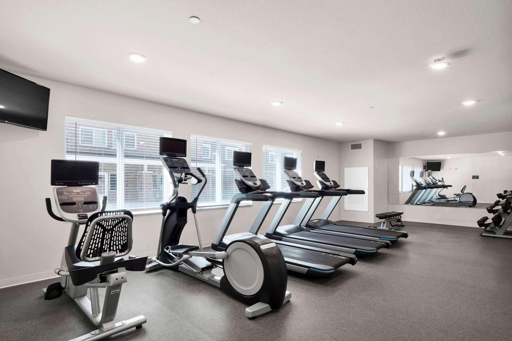 Hotel Waterwalk Extended By Wyndham - Arrowood Charlotte