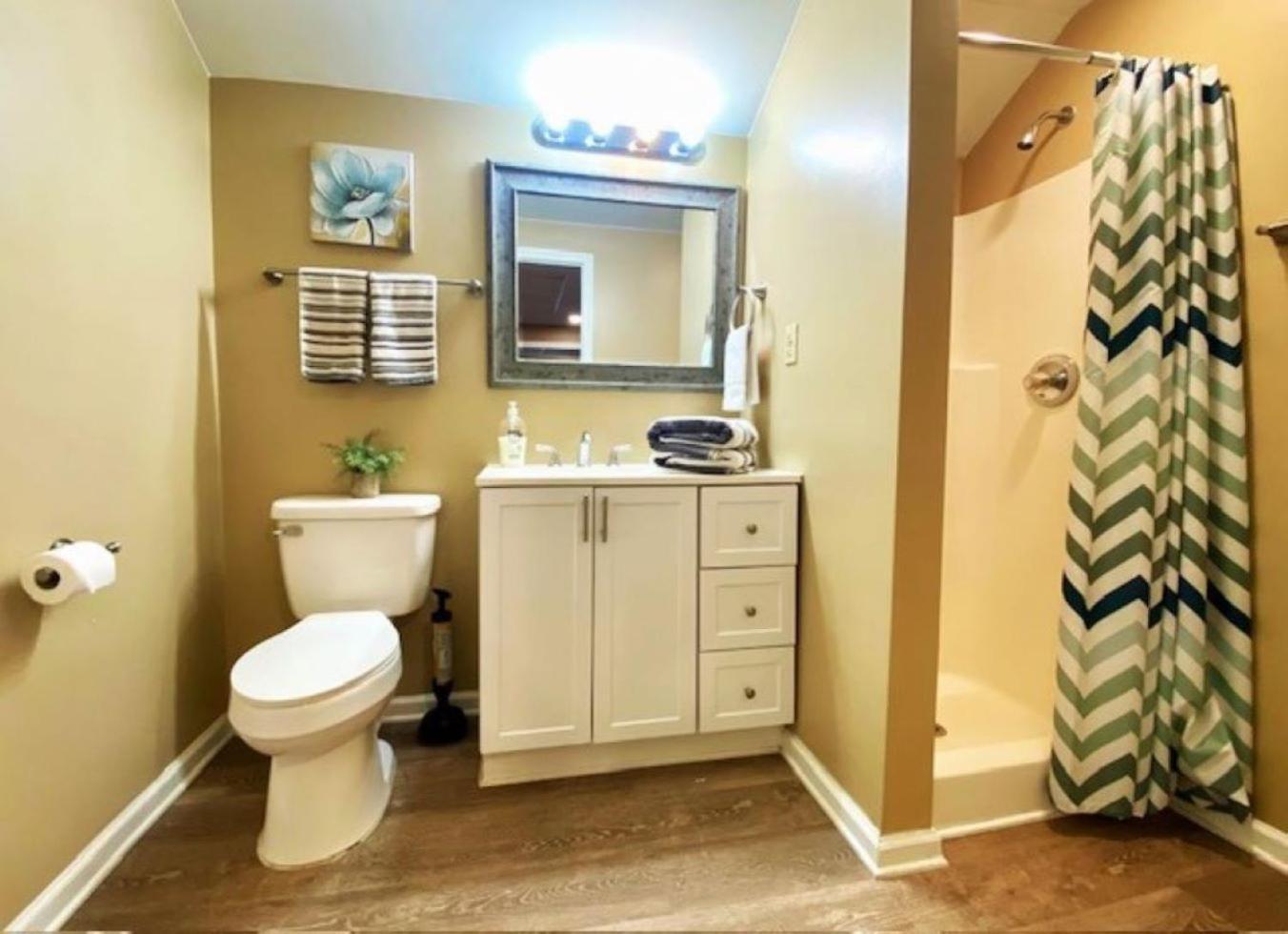 Holiday home Spacious With Pet-friendly Yard Charlotte