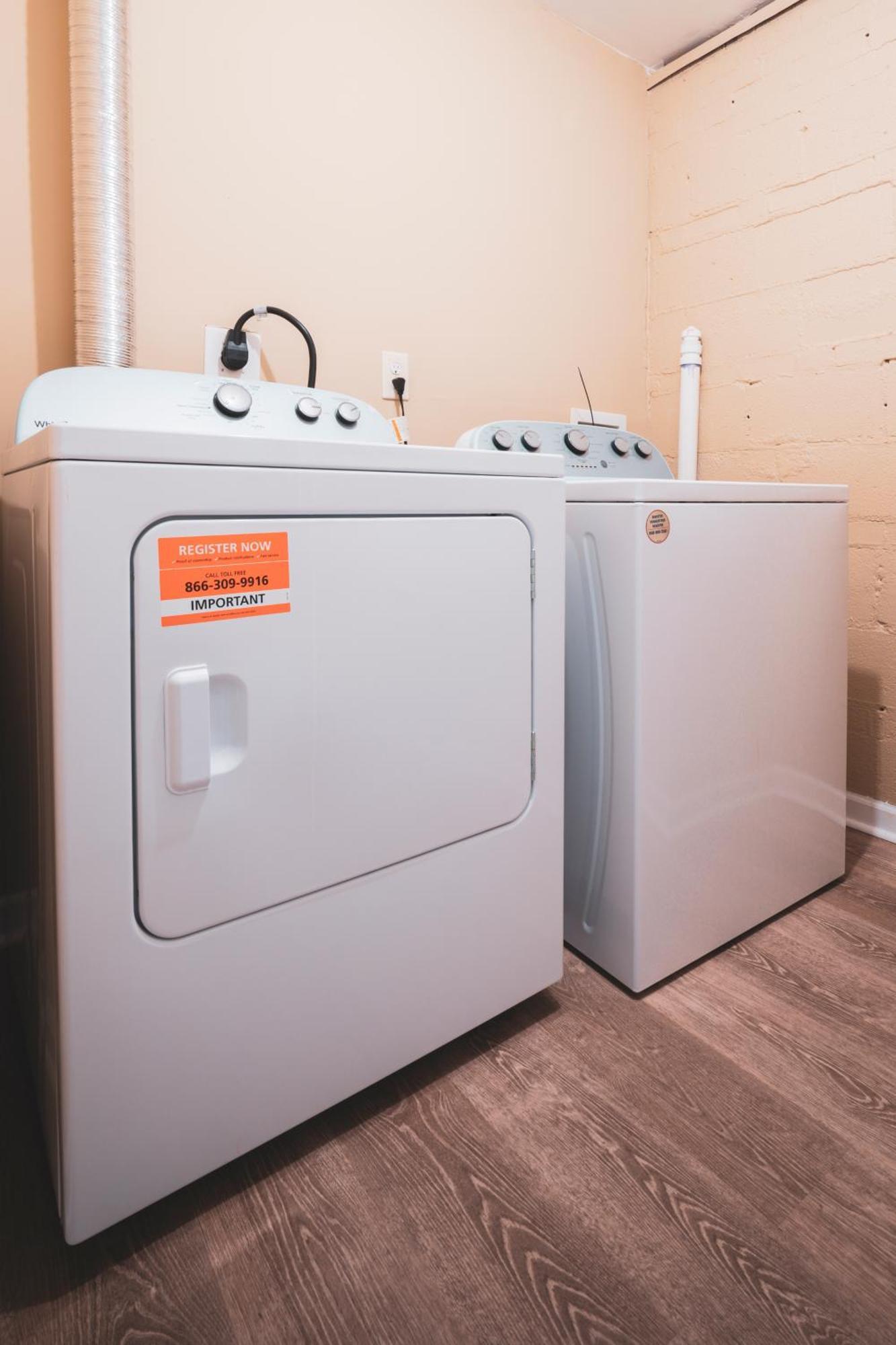 Spacious With Pet-friendly Yard Holiday home Charlotte