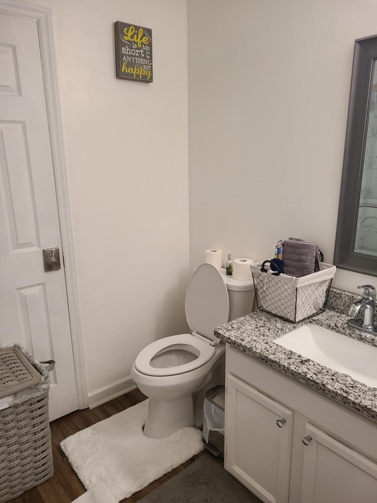 Homestay Staycation Serenity Charlotte