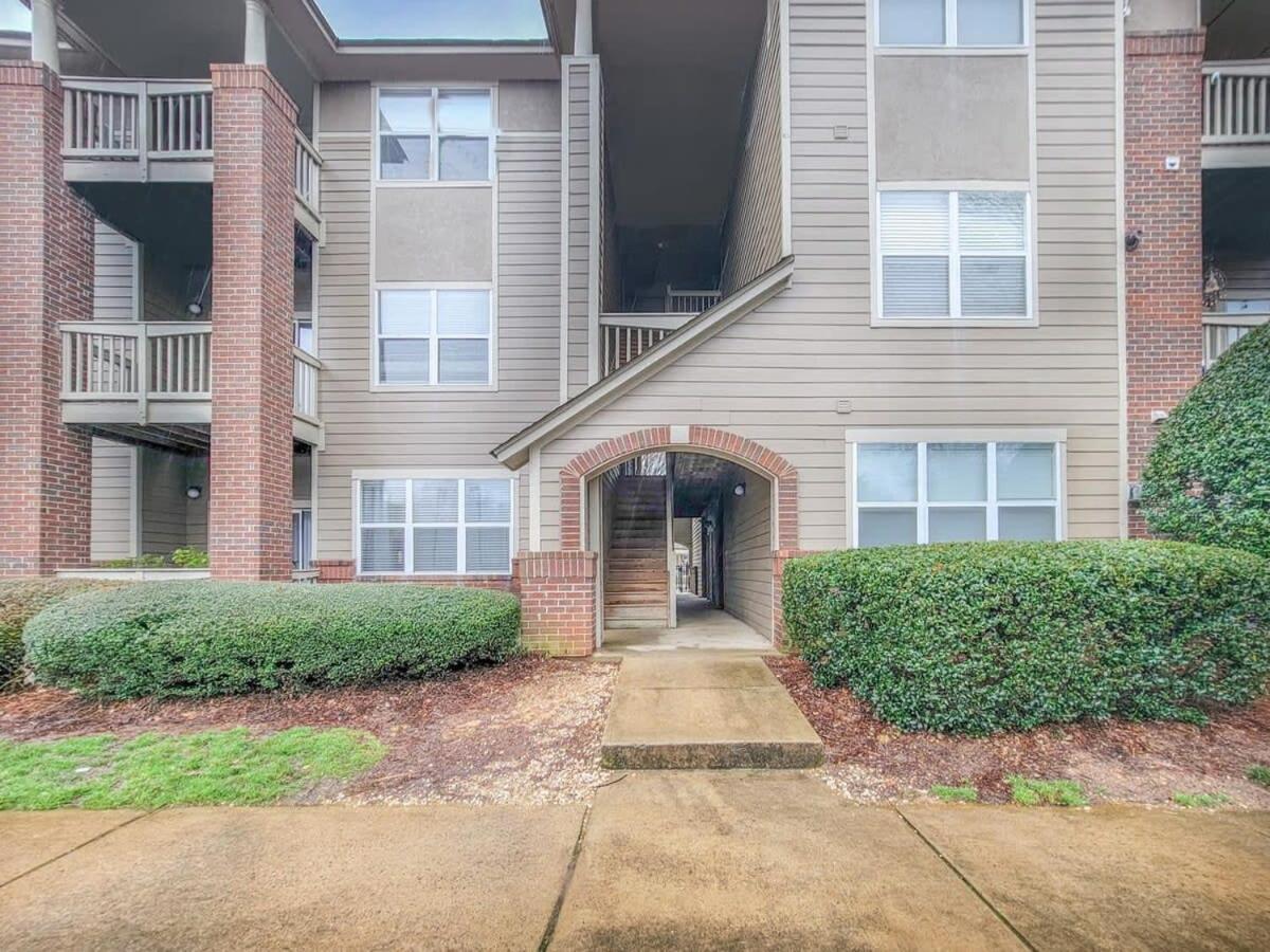 Cozy 1-br With A Seasonal Pool * Charlotte