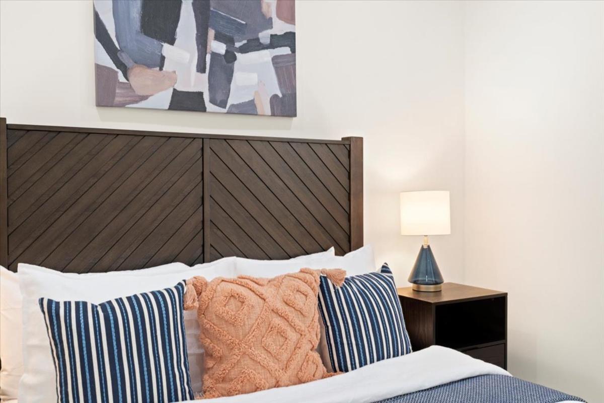 Apartment 2 Unit Modern Close To Uptown