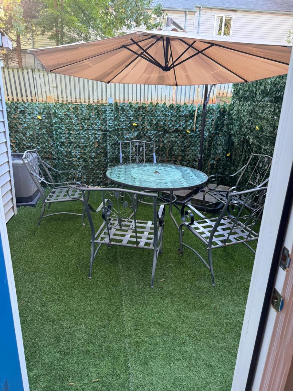 Holiday home 2 Bedroom Townhouse *