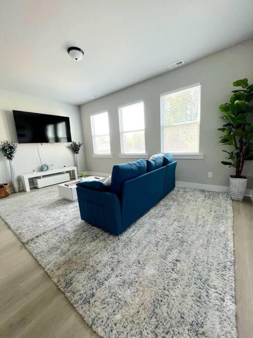 Brand New Build 10 Min- Uptown Charlotte