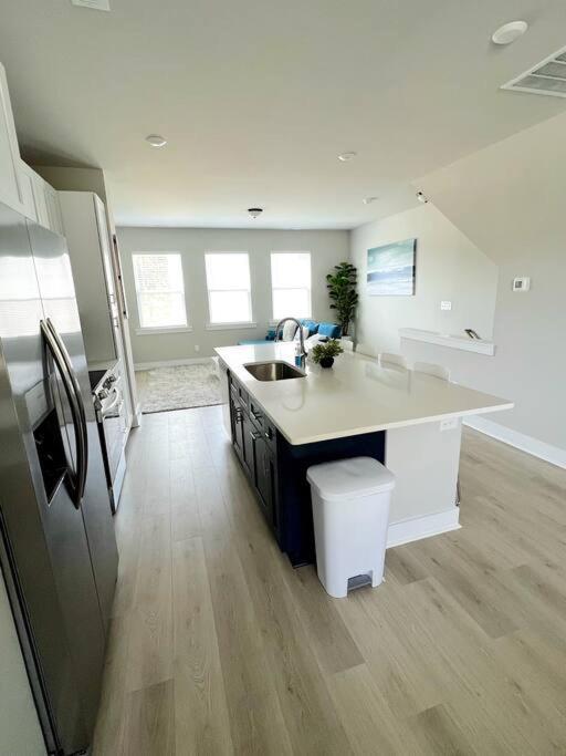 Holiday home Brand New Build 10 Min- Uptown