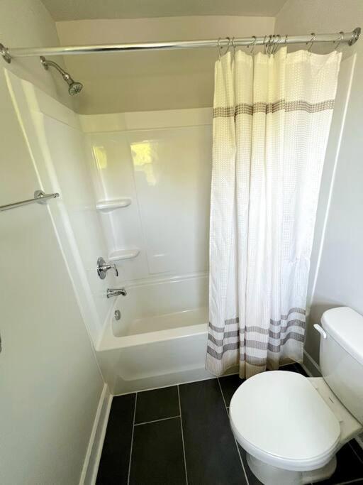 Brand New Build 10 Min- Uptown * Charlotte