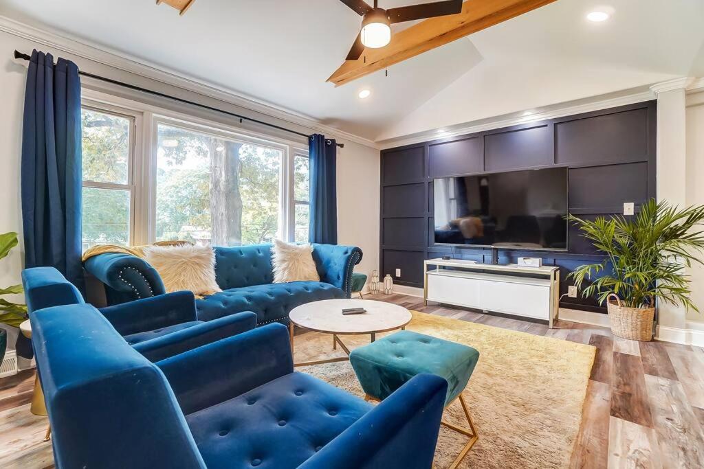Holiday home 3br Getaway, Hot Tub & Mini Golf Fun