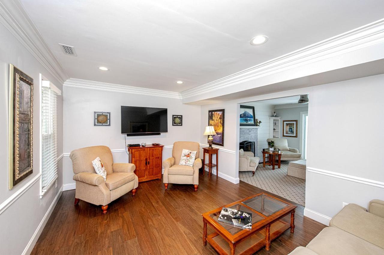 3br Escape Pool Hot Tub Theater *