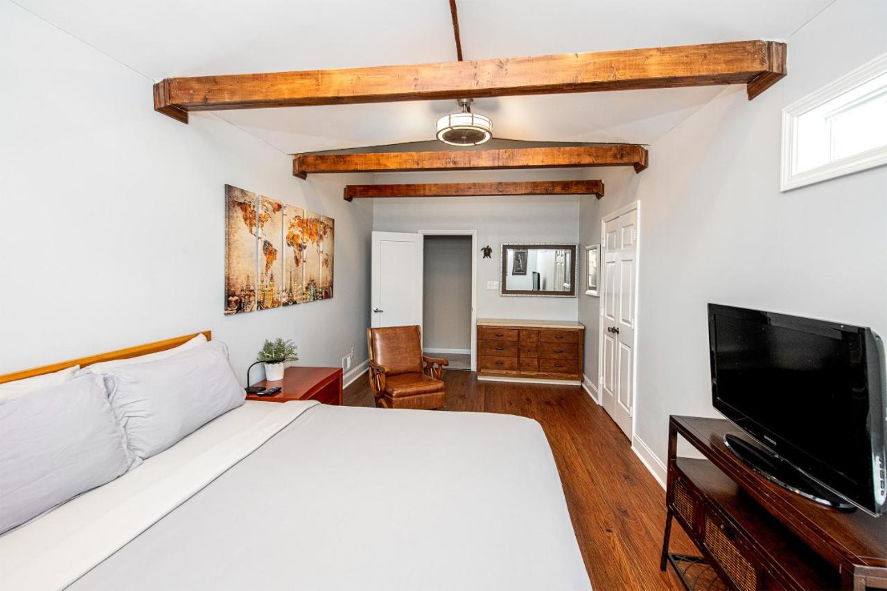 3br Escape Pool Hot Tub Theater Charlotte