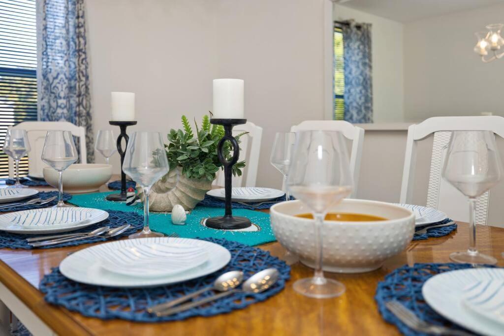 Holiday home The Poolside Retreat - Spacious 4 Bdrm With Pool, Hot Tub,firepit,games,dogs Welcome *
