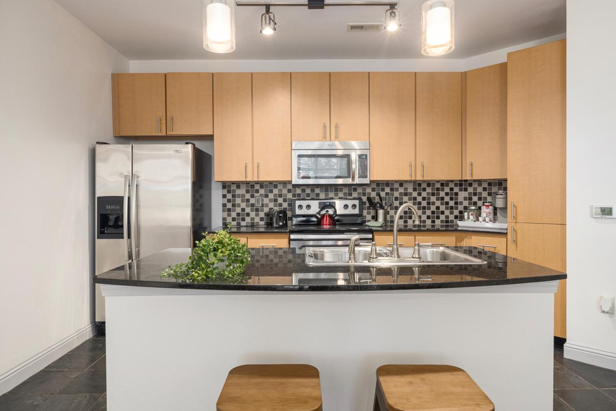 League Flats South End On South College Street Apartment *