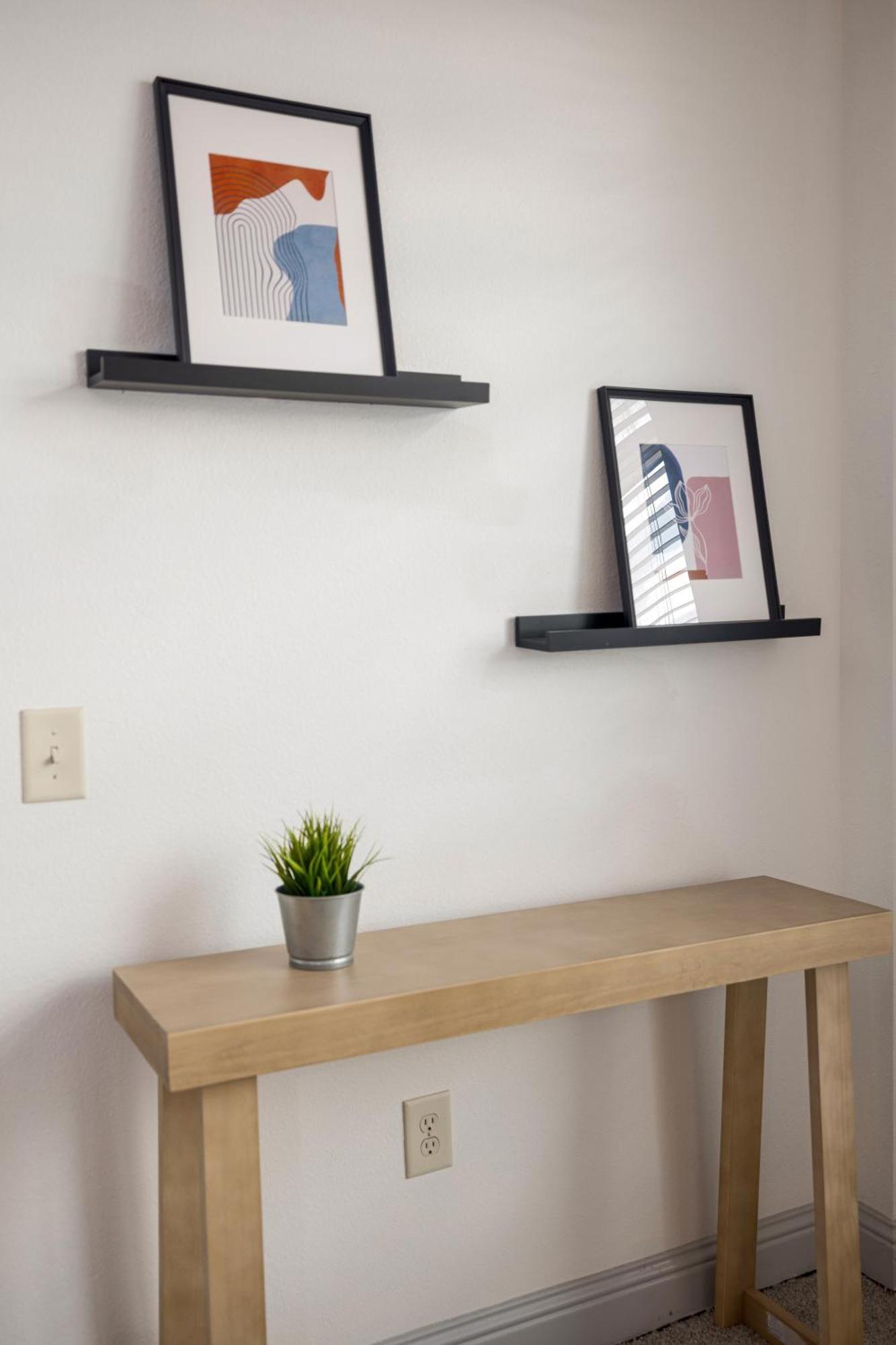 Apartment League Flats South End On South College Street *