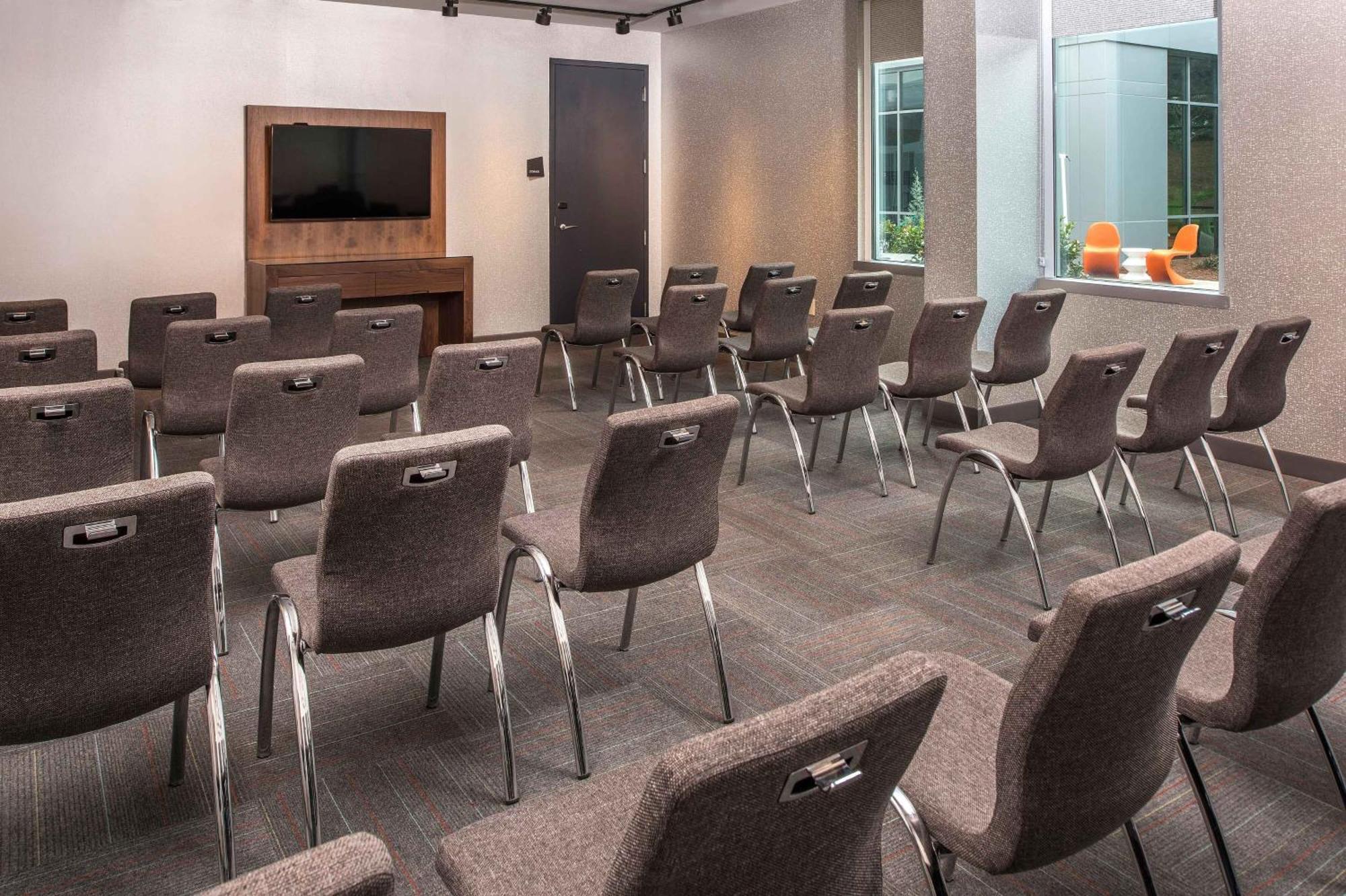 Hotel Aloft By Marriott Ballantyne Charlotte