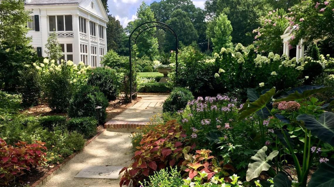 Chic And Relaxing 1br In The Heart Of Myers Park