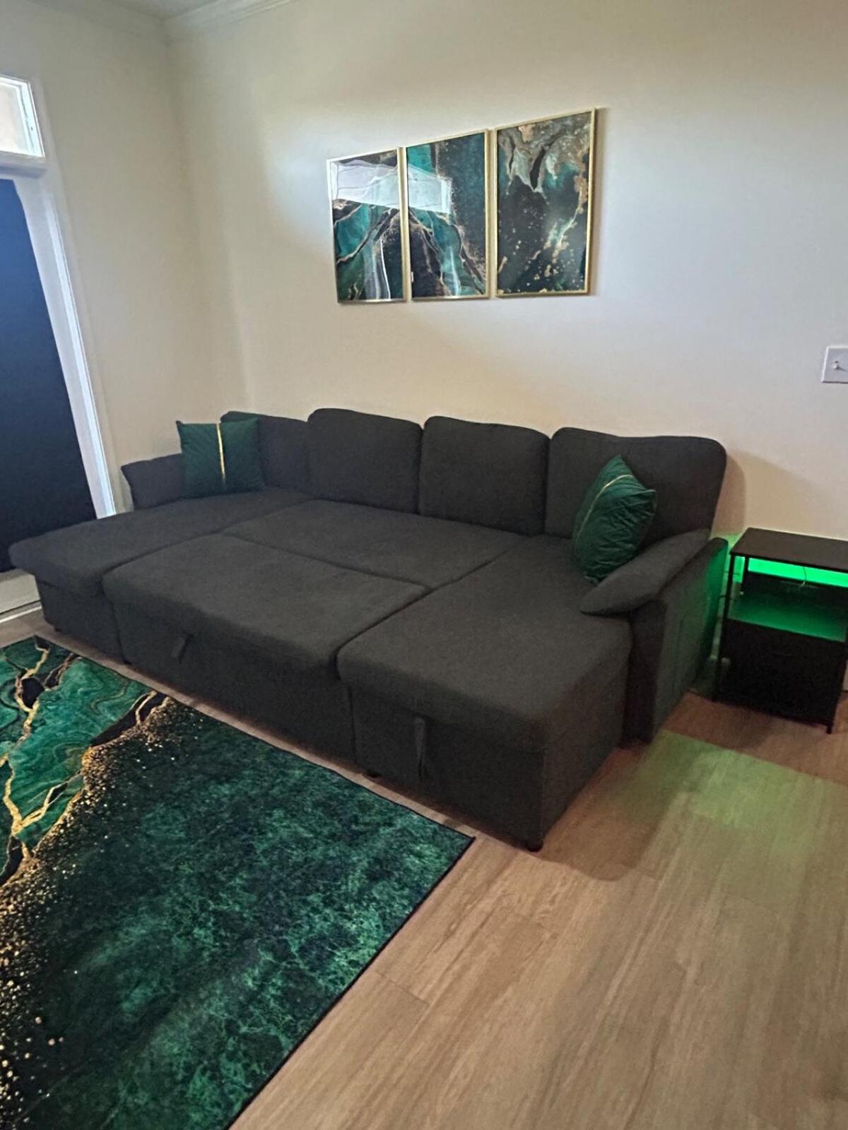 Spacious 2 Bedroom With 4 Beds And Free Parking