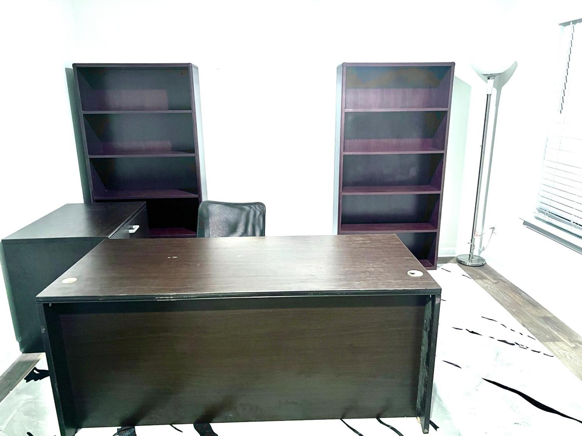 Spacious 4-bedroom House,6beds With Office Space Charlotte