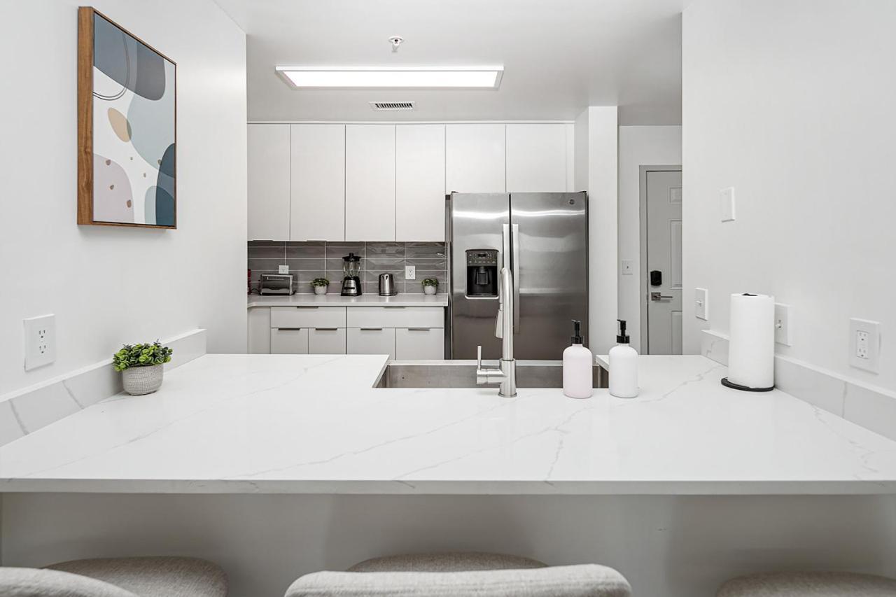 Carolina Blue - Stunning Views, Free Parking And Wifi Apartment *