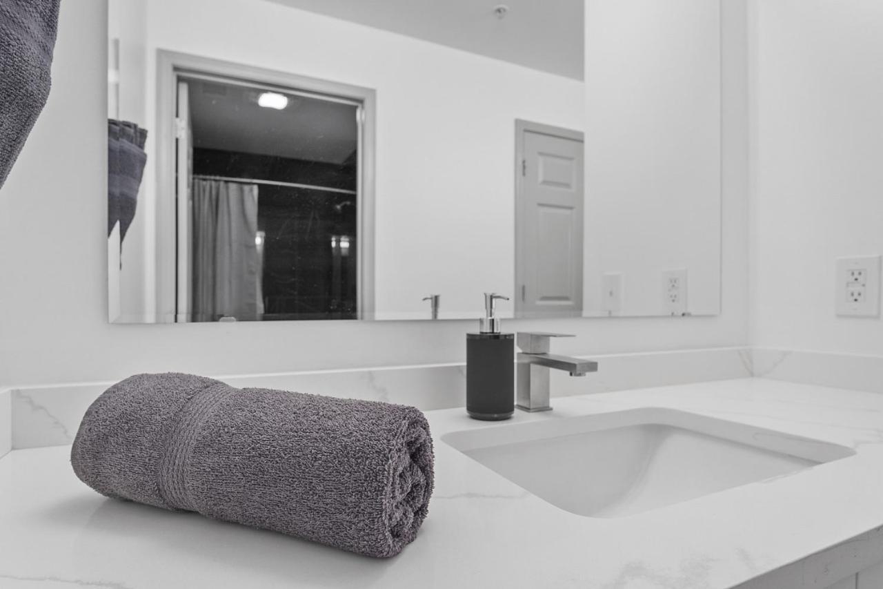 Apartment Cozy Urban Getaway - Free Parking, Gym, Stadium Charlotte