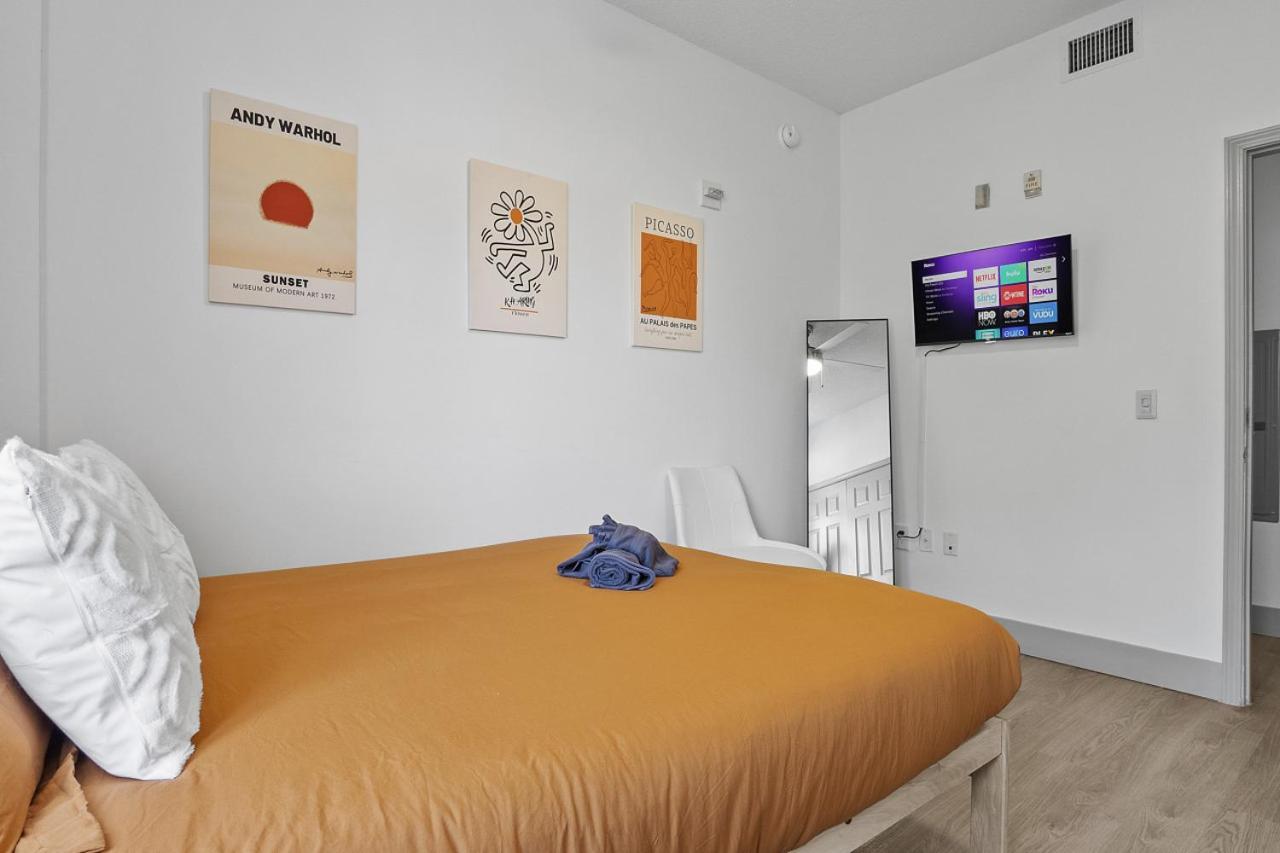 Apartment Cozy Urban Getaway - Free Parking, Gym, Stadium Charlotte