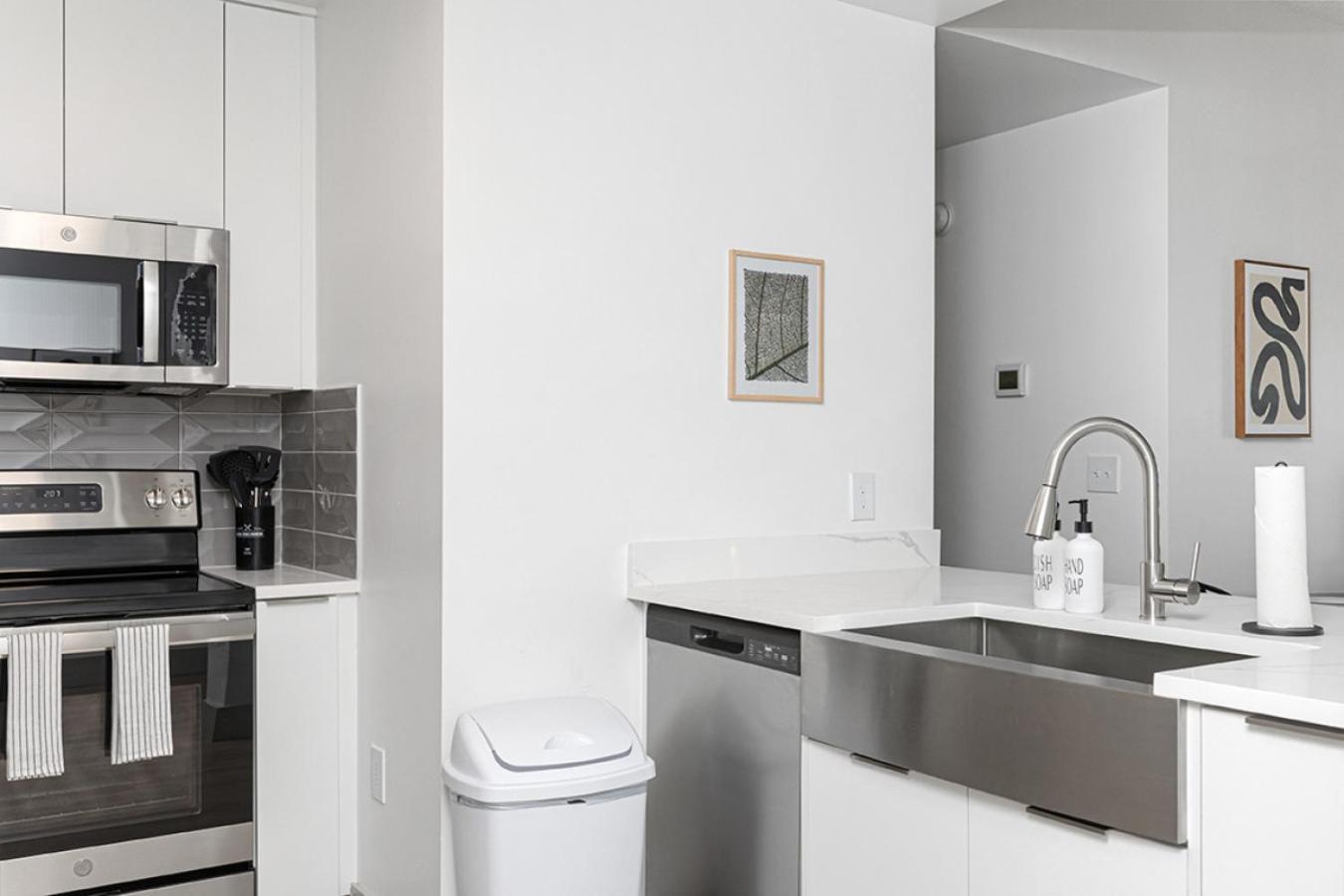 The Panther - Luxury 3br - Free Parking - Views - Stadium - Gym *