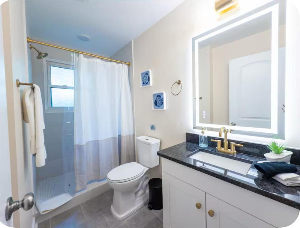 The Gem In The Crown * Charlotte