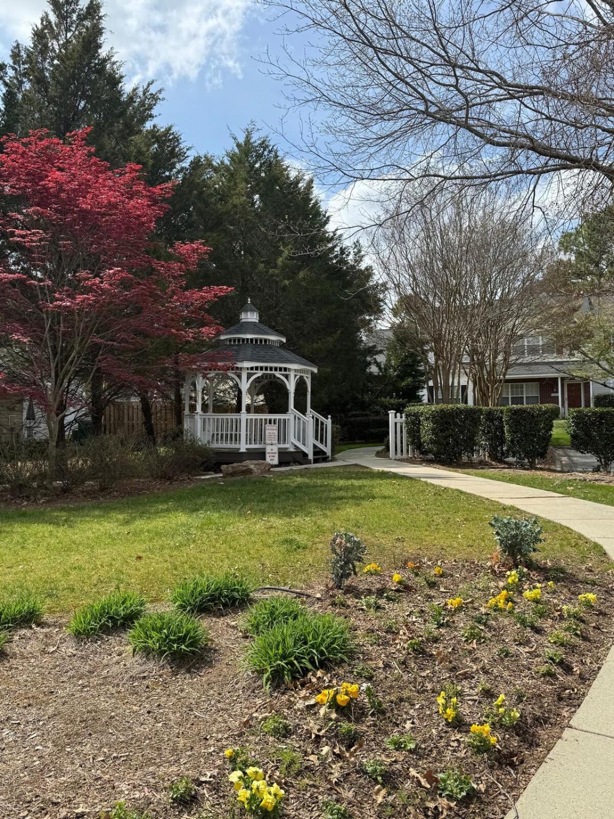 Modern Entire 2-bedroom House For 6 Guests At