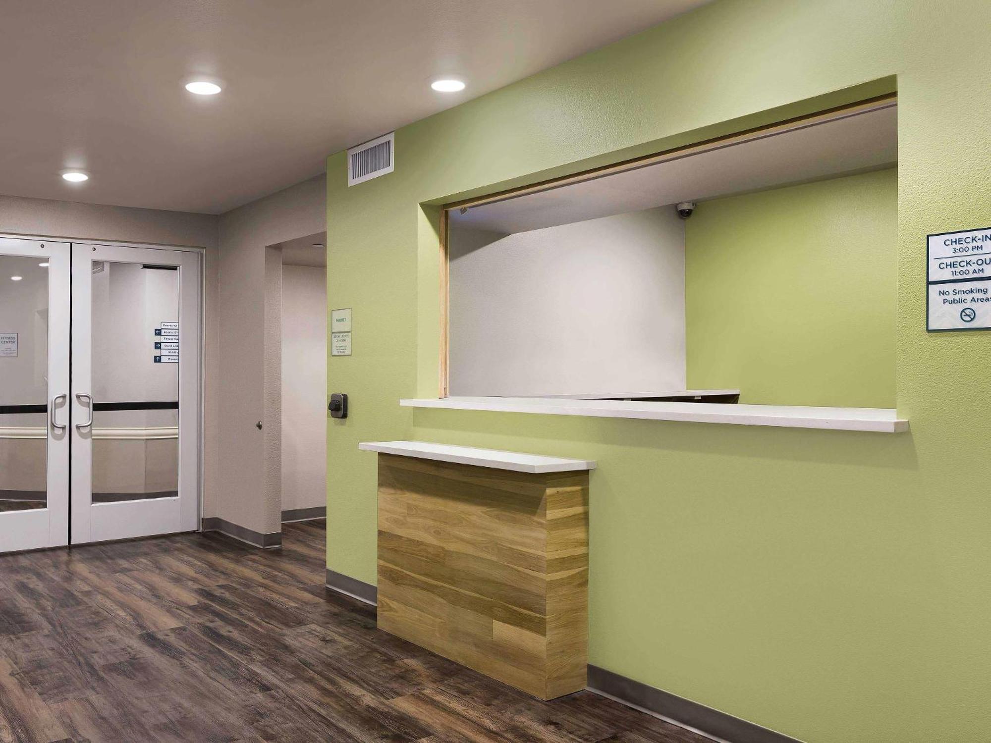 Woodspring Airport Hotel Charlotte