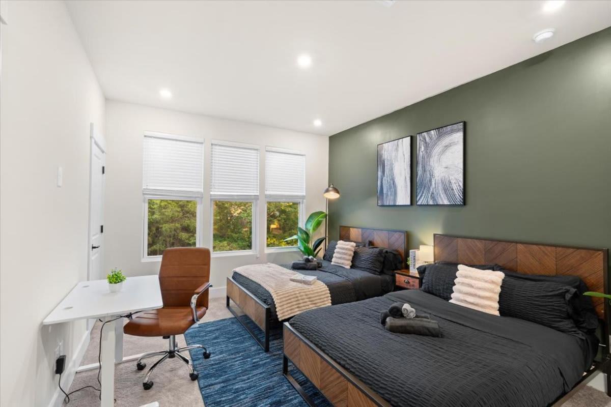 4br Townhouse King Bed Rooftop Uptown Clt *