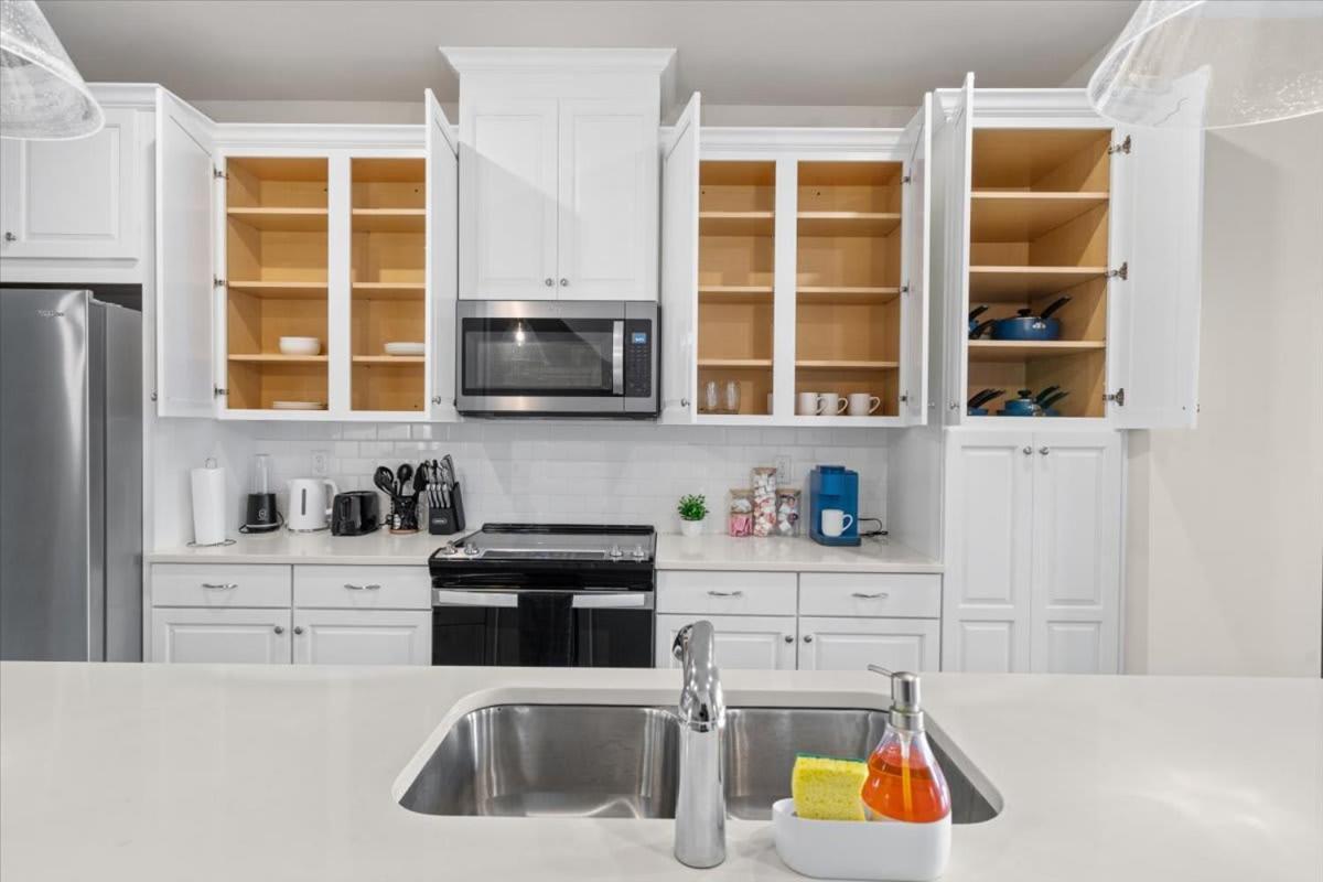 4br Townhouse King Bed Rooftop Uptown Clt *