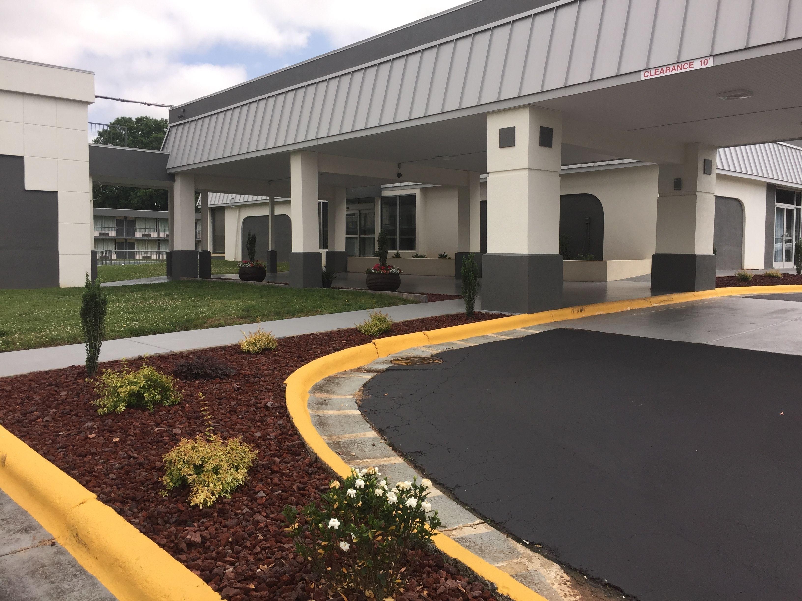 Quality & Area 2* Charlotte