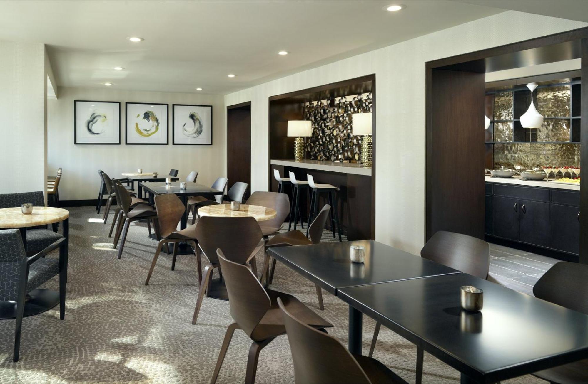 Omni 4* Charlotte