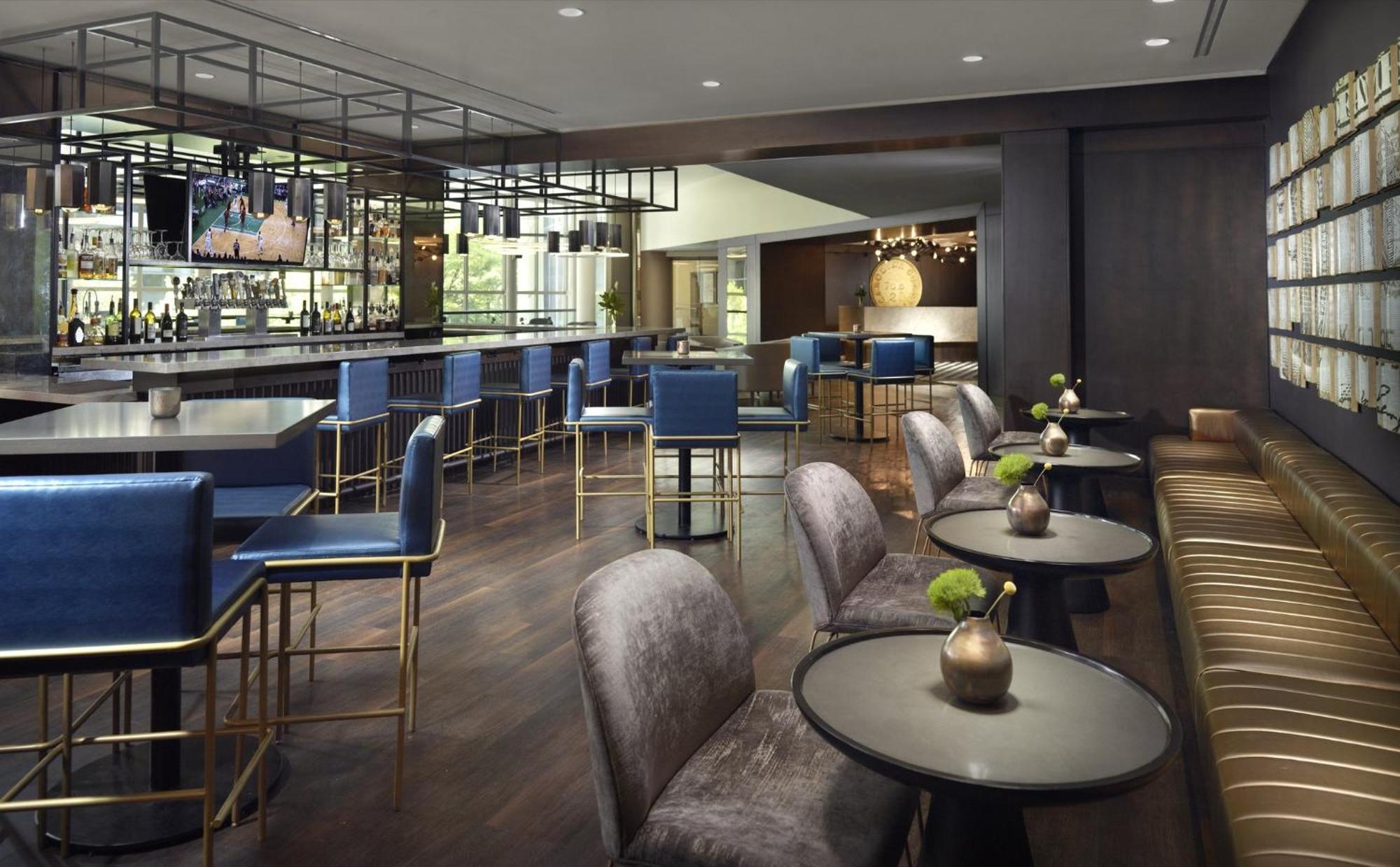 Omni Hotel 4*