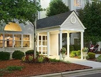 Microtel By Wyndham Airport Hotel Charlotte